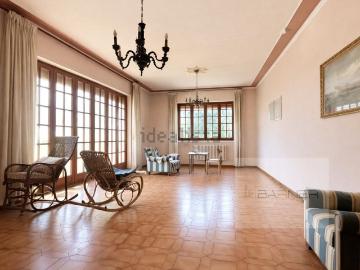 Appartamento in vendita di 180 m² in Via Pietro Pfanner, 125