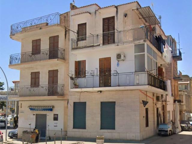 Appartamento in vendita di 180 m² in Via Pisa, 1