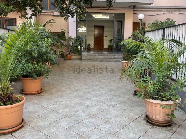 Appartamento in vendita di 180 m² in Via Principe di Paternò