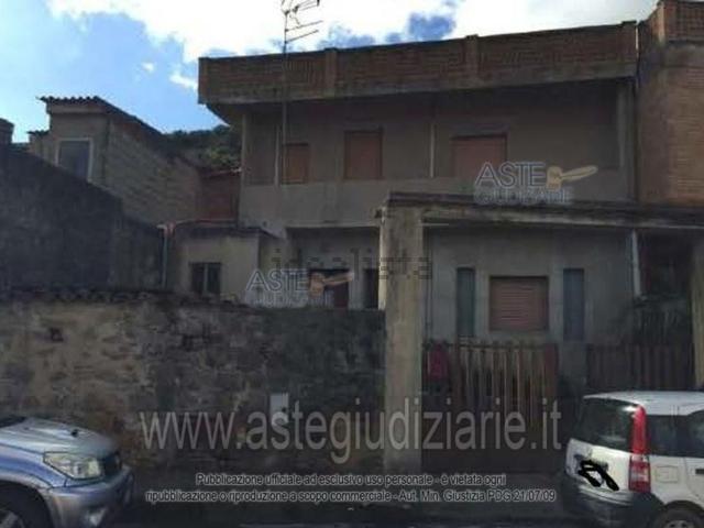 Appartamento in vendita di 180 m² in Via Roma, 31
