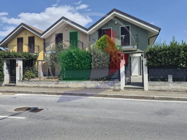 Appartamento in vendita di 180 m² in Via Revignano, 48