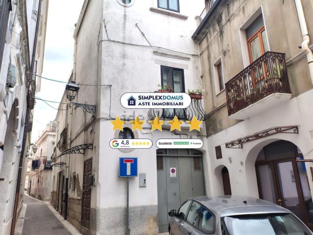 Appartamento in vendita di 180 m² in Via Torre Arsa