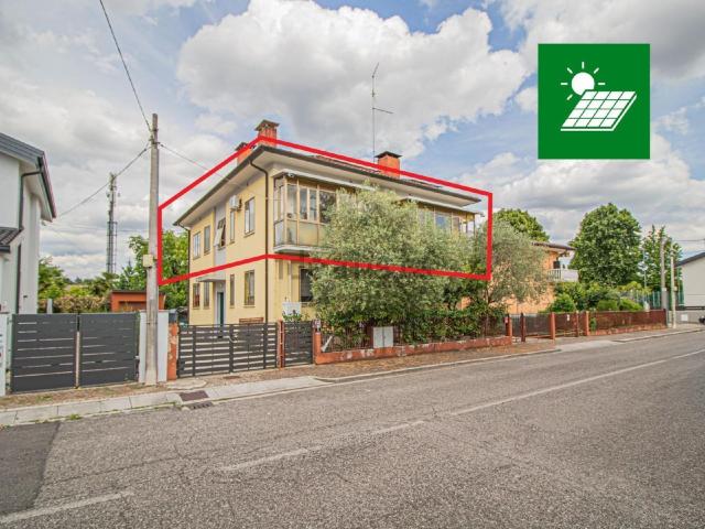 Appartamento in vendita di 180 m² in Via Valcellina, 5