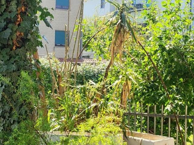 Appartamento in vendita di 180 m² in Via Vittorio Veneto
