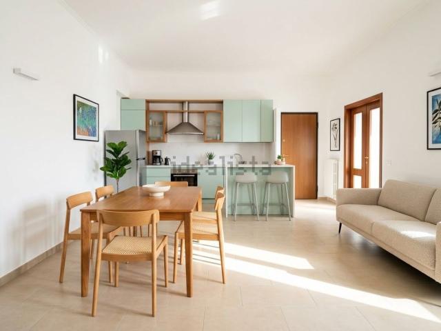 Appartamento in vendita di 180 m² in Via Vicinale Croce di Piperno, 140