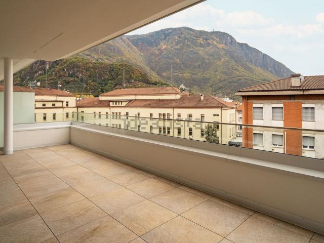 Appartamento in vendita di 180 m² in Via Zara, 11