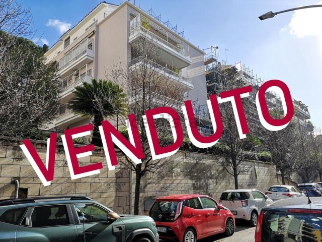 Appartamento in vendita di 180 m² in Viale Tito Livio, 176