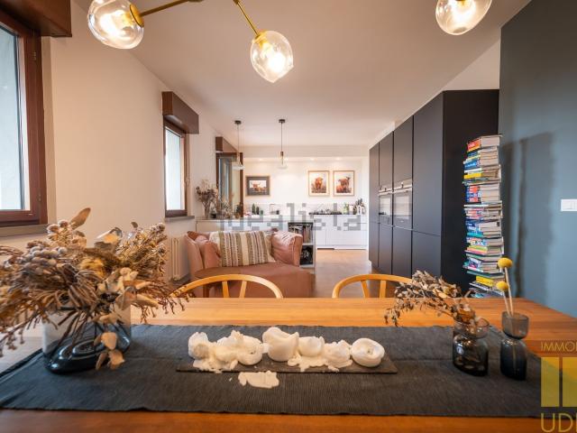 Appartamento in vendita di 180 m² in Viale del Ledra