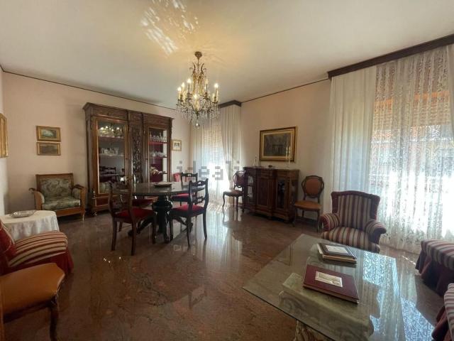 Appartamento in vendita di 180 m² in Viale di Levante, 19