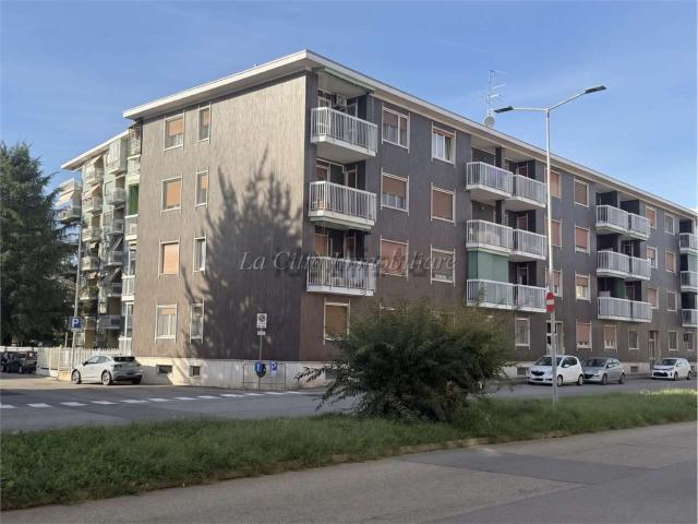 Appartamento in vendita di 180 m² in Viale Papa Giovanni XXIII, 100
