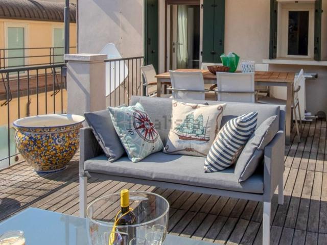 Appartamento in vendita di 180 m² in Calle Larga XXII Marzo