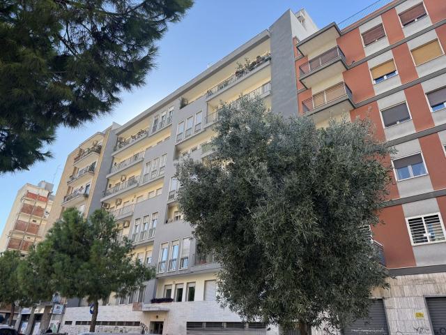 Appartamento in vendita di 180 m² in Largo Ignazio Ciaia