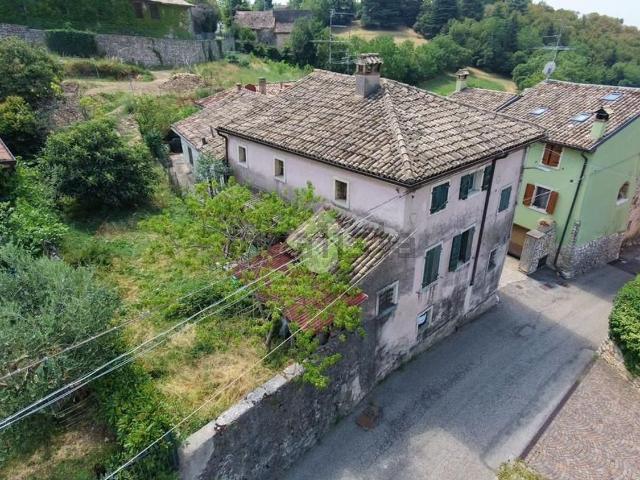 Appartamento in vendita di 180 m² in Località Vilmezzano, 1