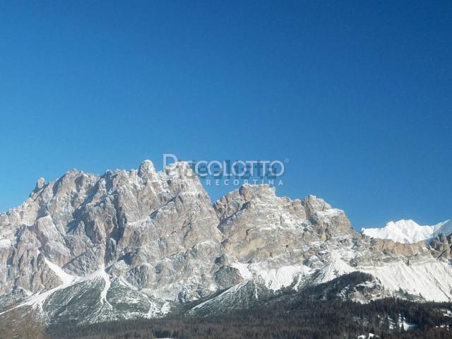 Appartamento in vendita di 180 m² in Località Ronco
