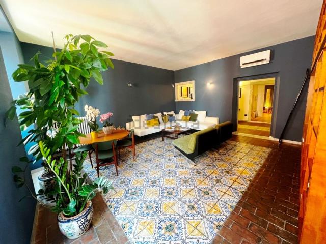 Appartamento in vendita di 180 m² in Piazza Accademia, 2