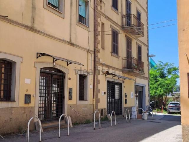 Appartamento in vendita di 180 m² in Piazza Giuseppe Garibaldi, 11