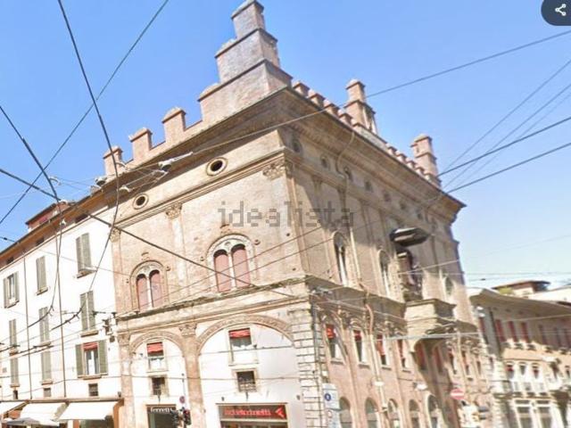 Appartamento in vendita di 180 m² in Piazza di Porta Ravegnana