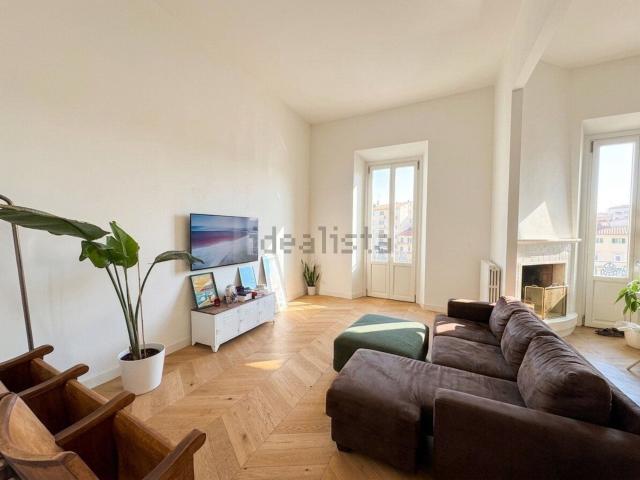 Appartamento in vendita di 180 m² in Piazza Mercatale