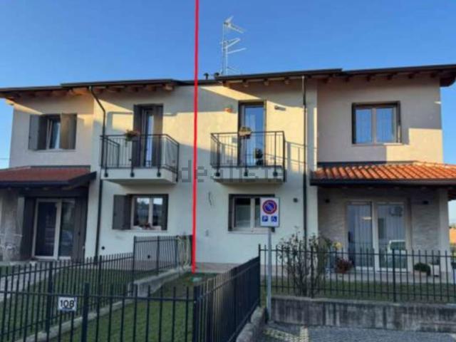 Appartamento in vendita di 181 m² in Via Camacici