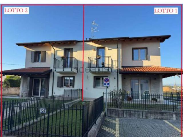 Appartamento in vendita di 181 m² in Via Camacici