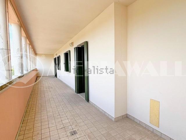 Appartamento in vendita di 181 m² in Via A. Sommariva, 38