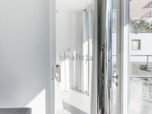 Appartamento in vendita di 181 m² in Via Antica Regina Ponente