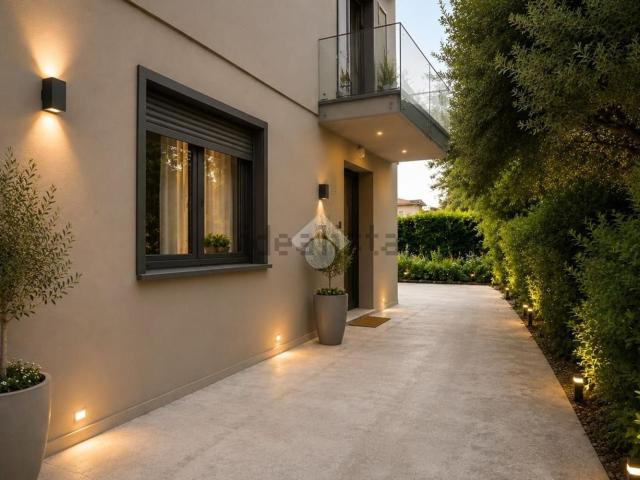Appartamento in vendita di 181 m² in Via Angelo Sasselli, 30