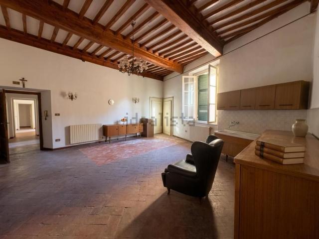 Appartamento in vendita di 181 m² in Via G. Mazzini