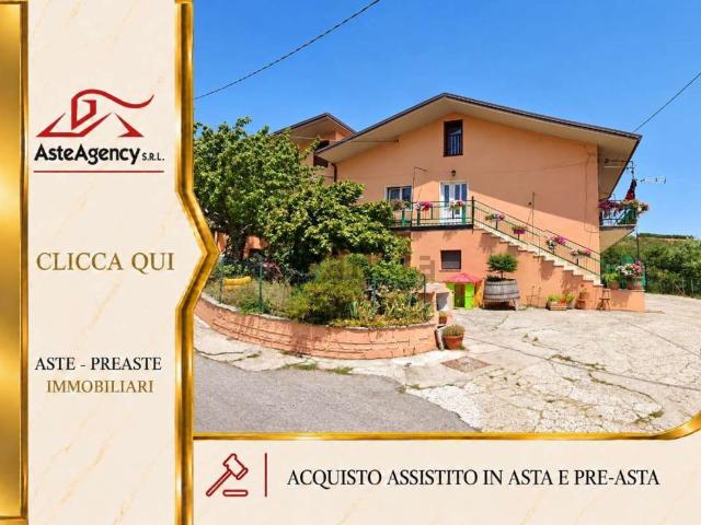 Appartamento in vendita di 181 m² in Via Giarrossa