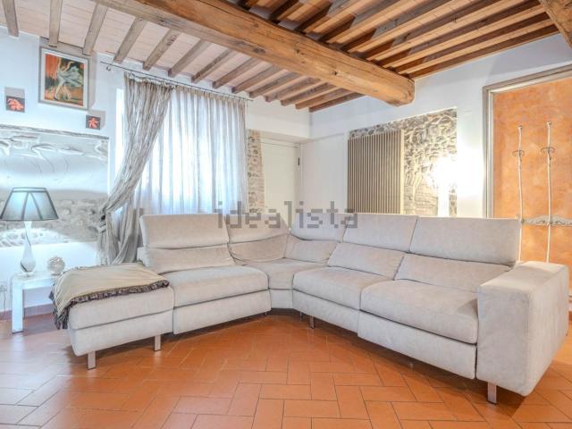 Appartamento in vendita di 181 m² in Via Giocondo Papi