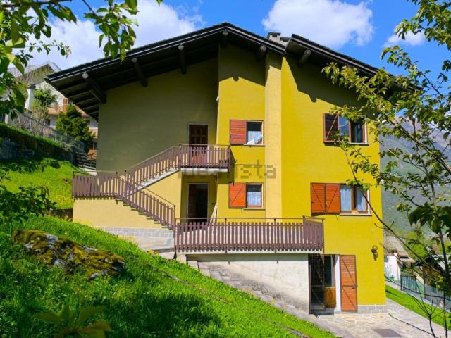 Appartamento in vendita di 181 m² in Via Don Bosco, 27