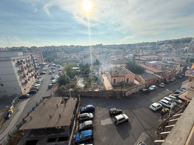 Appartamento in vendita di 193 m² in Via dei Piccioni, 9
