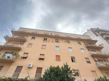 Via Mario Rutelli - Ascensore