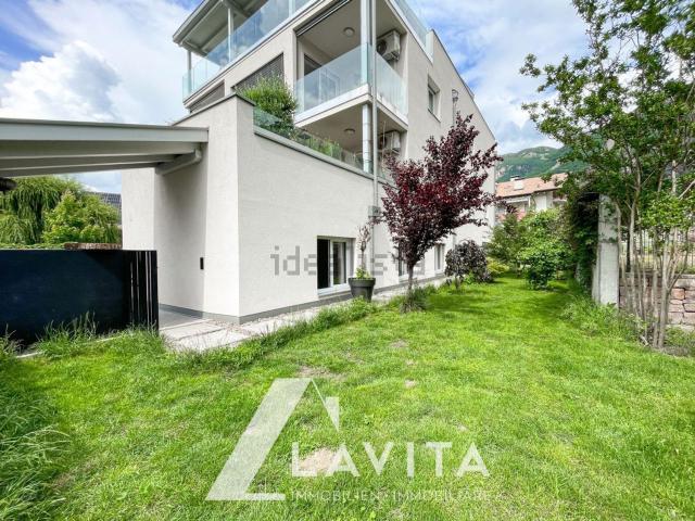 Appartamento in vendita di 181 m² in Via Stazione, 28