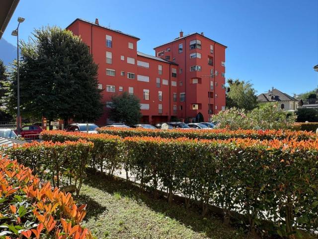 Appartamento in vendita di 181 m² in Via Piero Cioia di Monzone, 35