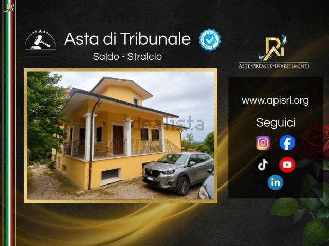 Appartamento in vendita di 181 m² in Largo Madonna del Rosario, 52