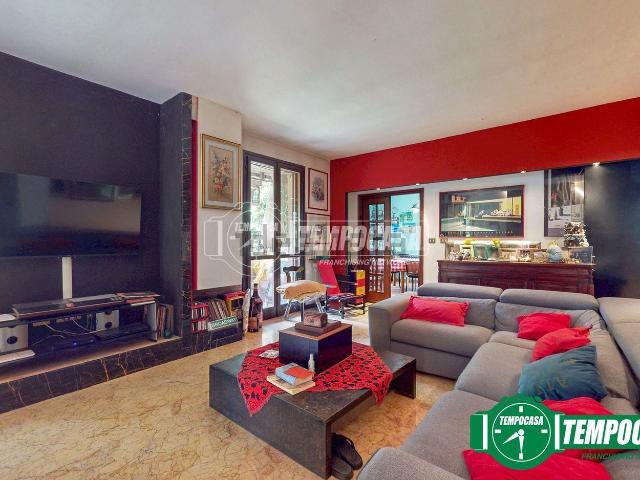 Appartamento in vendita di 182 m² in Località Valverde