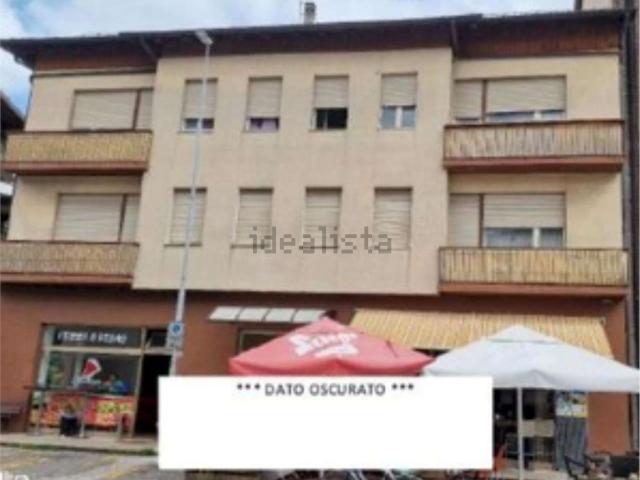 Appartamento in vendita di 182 m² in Via Giacomo Matteotti, 30