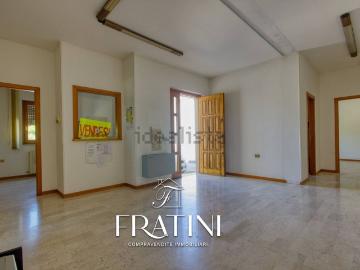 Appartamento in vendita di 182 m² in Via Gran Sasso, 29