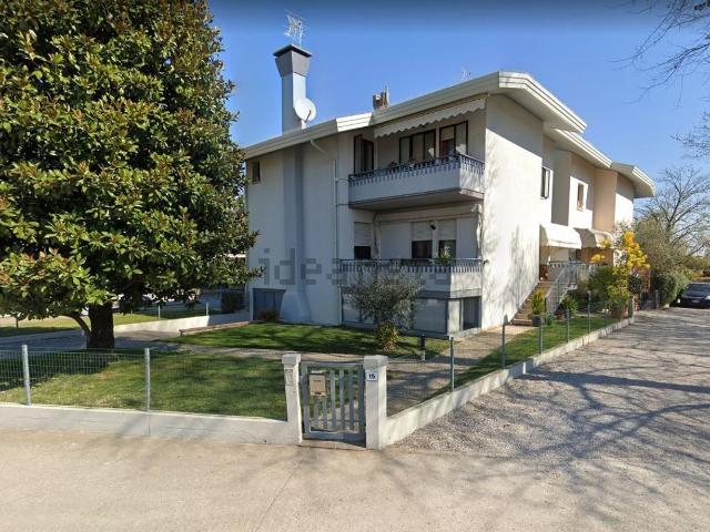 Appartamento in vendita di 182 m² in Via Montecassino, 21