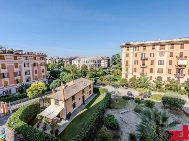 Appartamento in vendita di 182 m² in Via San Nazaro