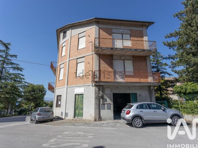 Appartamento in vendita di 182 m² in Via Papa Giovanni XXIII, 34