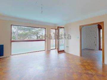 Appartamento in vendita di 182 m² in Via Tolmezzo, 11