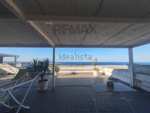 Appartamento in vendita di 182 m² in Viale Scala Greca, 406