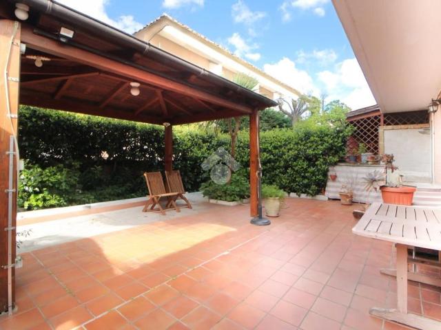 Appartamento in vendita di 182 m² in Contrada Pretaro, 23