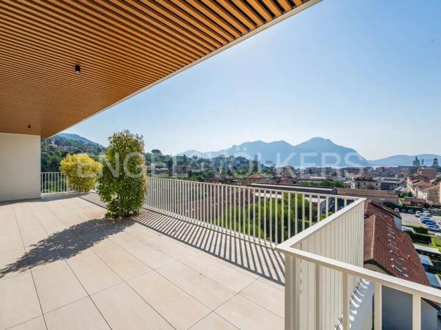 Appartamento in vendita di 182 m² in Corso Benedetto Cairoli, 70
