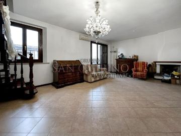 Appartamento in vendita di 183 m²