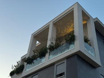 Appartamento in vendita di 183 m² in Via Giuseppe Calestani, 1