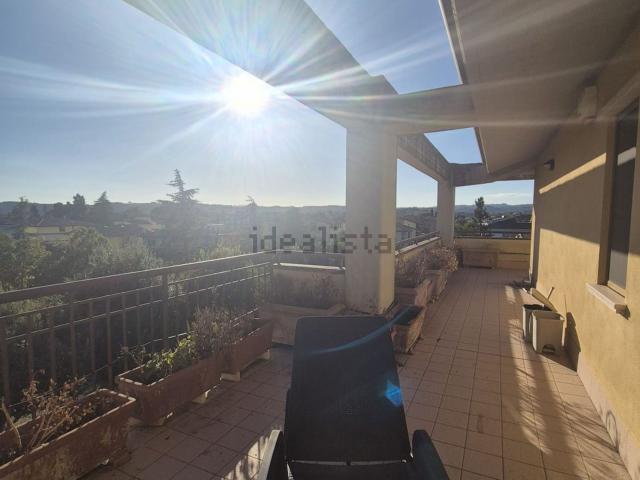 Appartamento in vendita di 183 m² in Via Guido Malizia