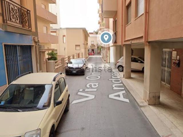 Appartamento in vendita di 183 m² in Via Onorevole Andrea Spanò